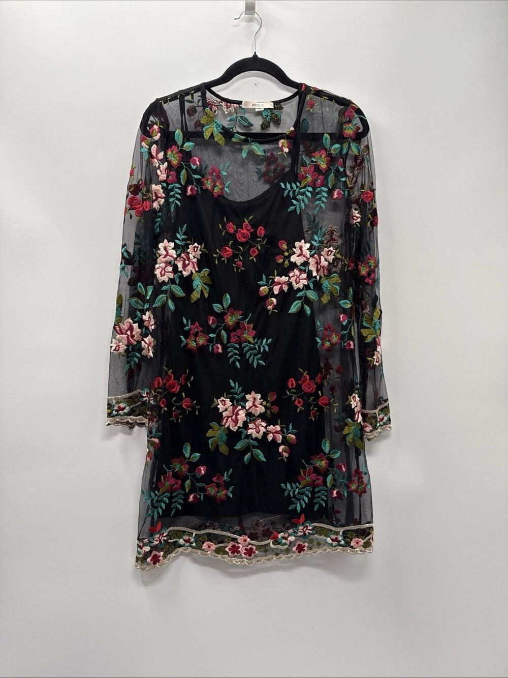 Antonette Embroidered Mesh Floral Tunic Top M Black Sheer Boho Romantic
